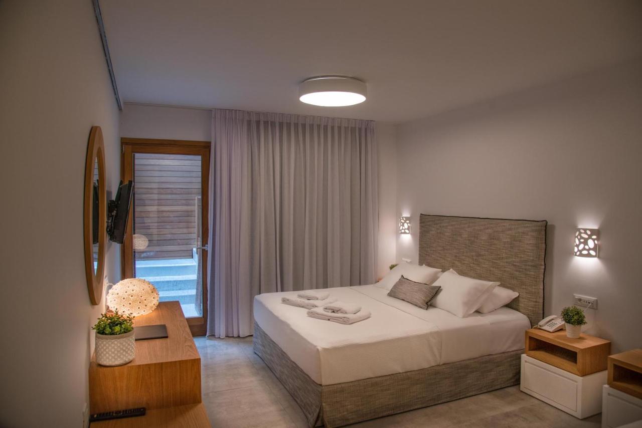 Natura Luxury Boutique Hotel Skopelos Loutraki  Eksteriør bilde